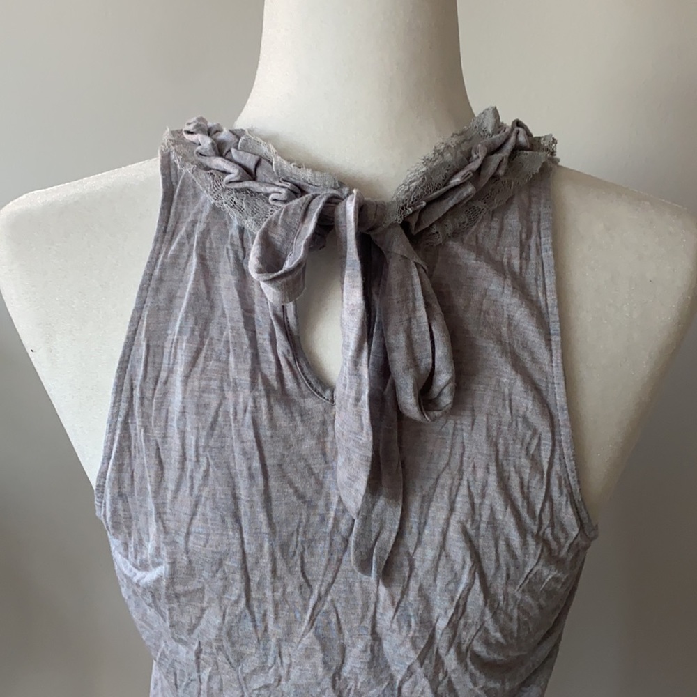 Banana Republic Ruffle Tank - Picture 3 of 9